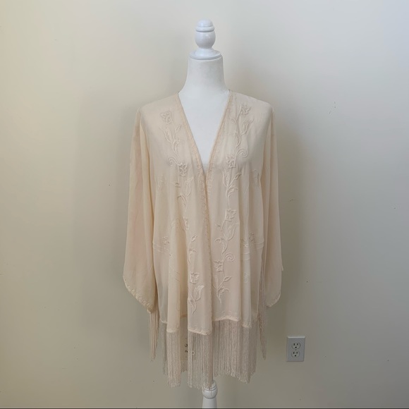 Lush Cream Embroidered Fringe Wide Sleeve Kimono - Picture 10 of 10